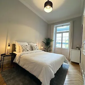 In Luxurious , Hamburg Deutschland